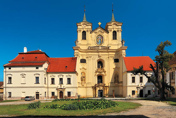 Kniha “Jizni Morava - Libor Svacek" - vydani 1., rok 2011 Photographer: Libor Svacek; box@fotosvacek.cz; Mobile: +420 602428001; 