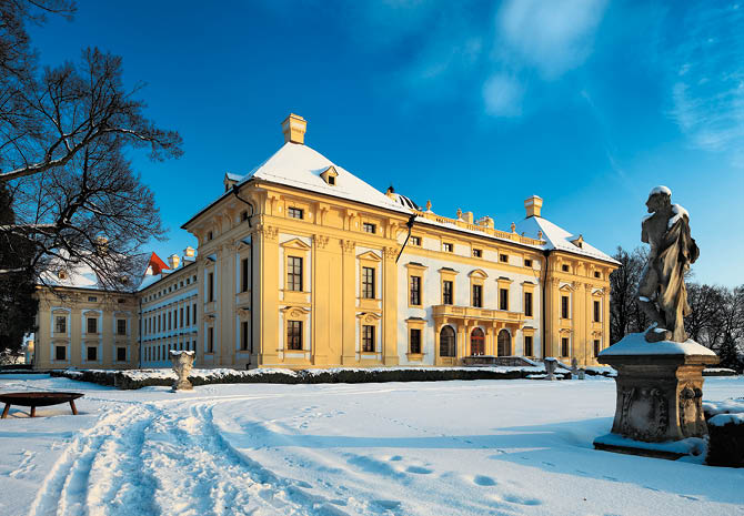 Kniha “Jizni Morava - Libor Svacek" - vydani 1., rok 2011 Photographer: Libor Svacek; box@fotosvacek.cz; Mobile: +420 602428001; 