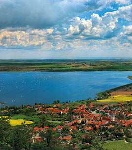 Kniha “Jizni Morava - Libor Svacek" - vydani 1., rok 2011 Photographer: Libor Svacek; box@fotosvacek.cz; Mobile: +420 602428001; 