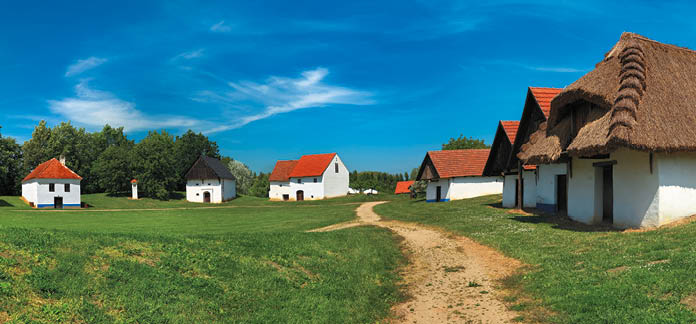 Kniha “Jizni Morava - Libor Svacek" - vydani 1., rok 2011 Photographer: Libor Svacek; box@fotosvacek.cz; Mobile: +420 602428001; 