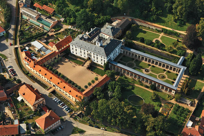 Kniha “Jizni Morava - Libor Svacek" - vydani 1., rok 2011 Photographer: Libor Svacek; box@fotosvacek.cz; Mobile: +420 602428001; 